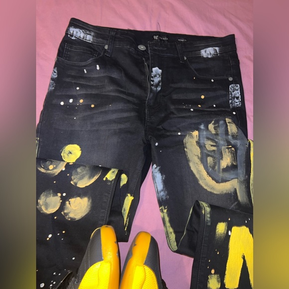 Jeans - Picture 2 of 5